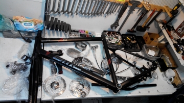 Сборка б/у велосипеда из коробки