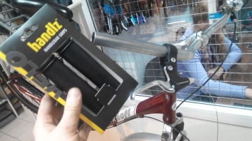 Замена грипсов руля велосипеда