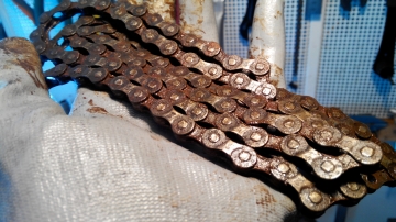 Чистка цепи велосипеда