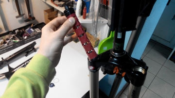 ТО пружинно-масляной вилки велосипеда