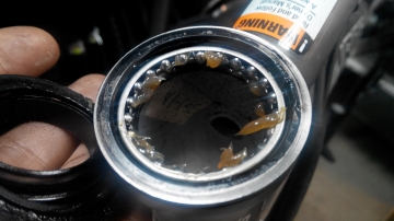 Обслуживание рулевой колонки велосипеда