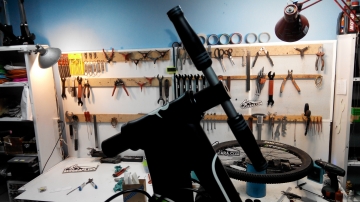 Демонтаж/монтаж чашек рулевой велосипеда