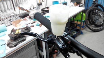 Прокачка гидравлического тормоза велосипеда