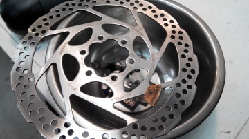 Монтаж + демонтаж тормозного диска под болты