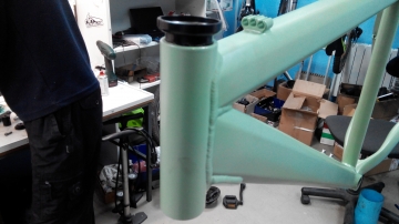 Демонтаж/монтаж чашек рулевой велосипеда