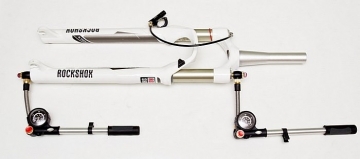 Накачка воздушной вилки