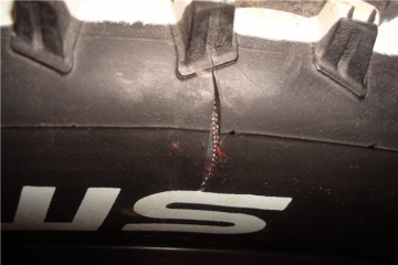 Ремонт покрышки велосипеда (порез корда)